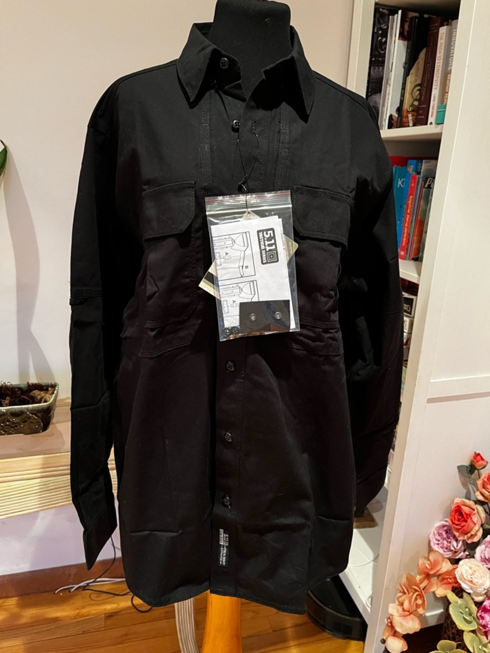 NEW 511 Tactical Shirt M Black Long Sleeve Button 72157